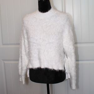 Super Fluffy Soft White Forever 21 Cropped Sweater